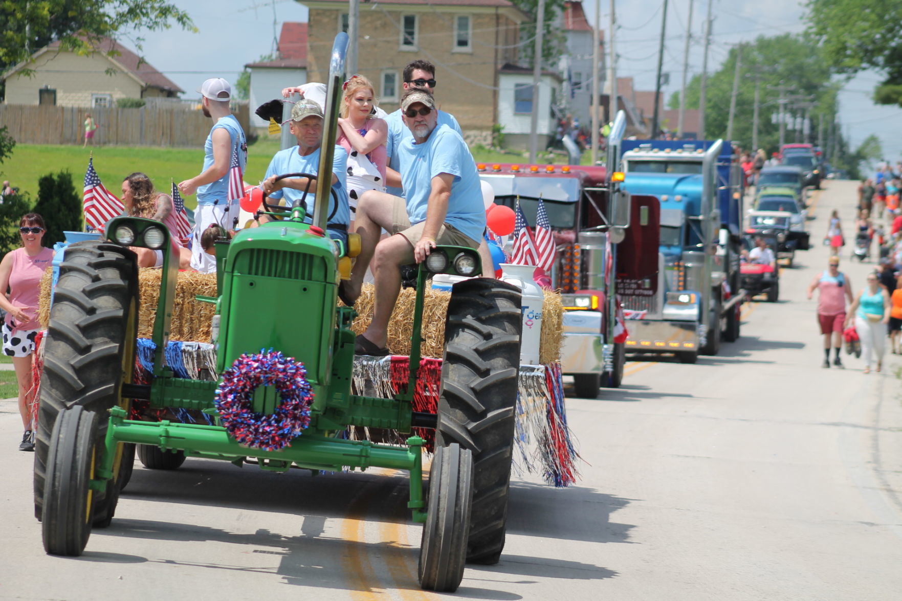 Knowles July 4 Parade 097.JPG
